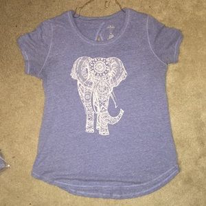 Active tee with elephant design
